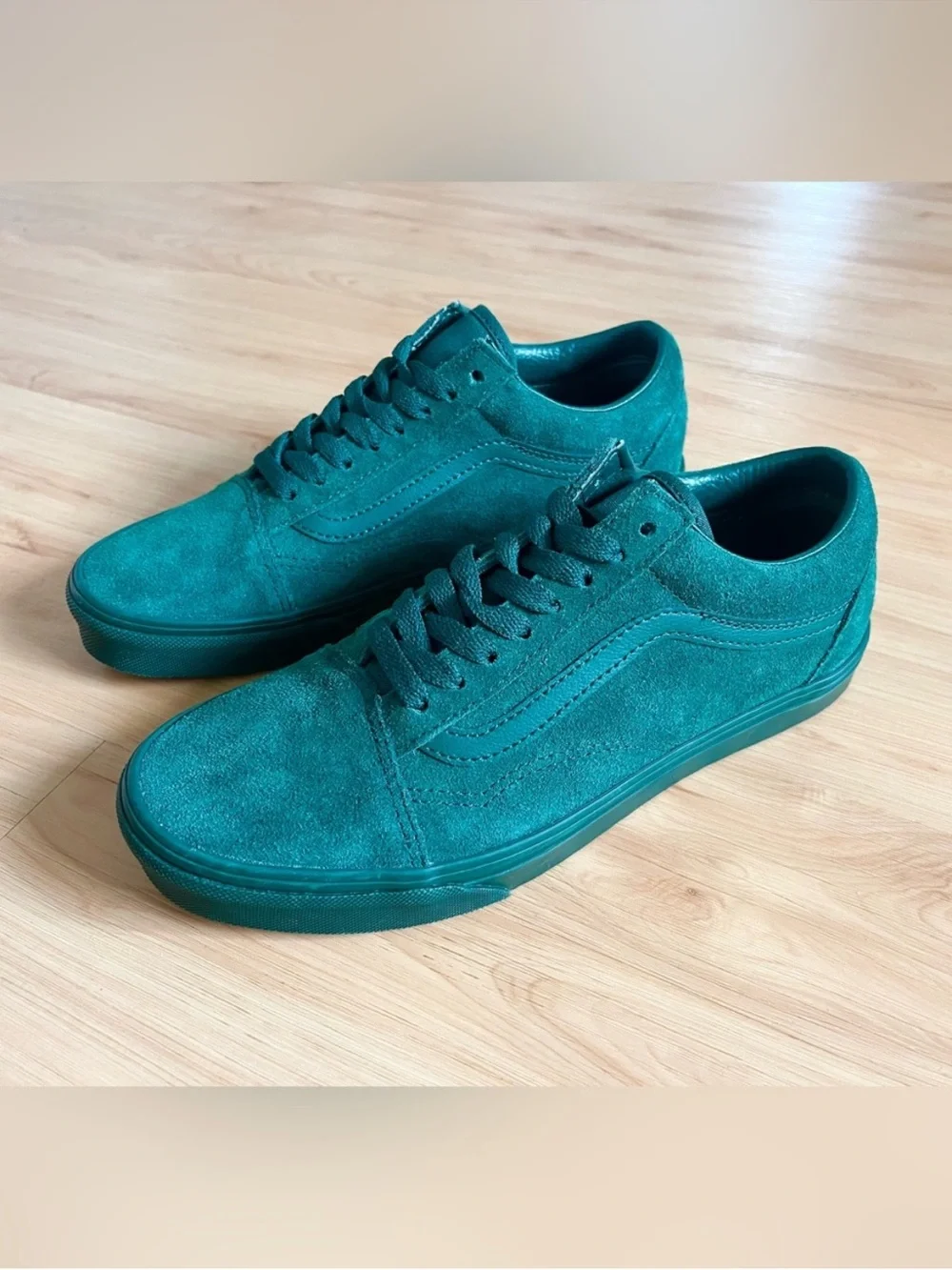 Vans Old Skool Green Suede Junior 6.5 US Women 8.0 US